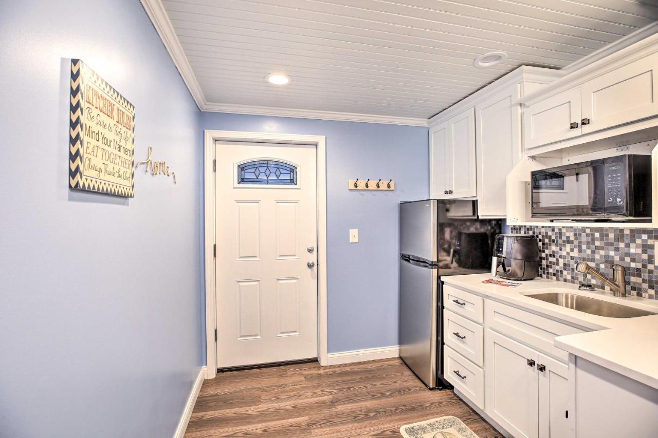 Updated With Kitchen! Apartment *