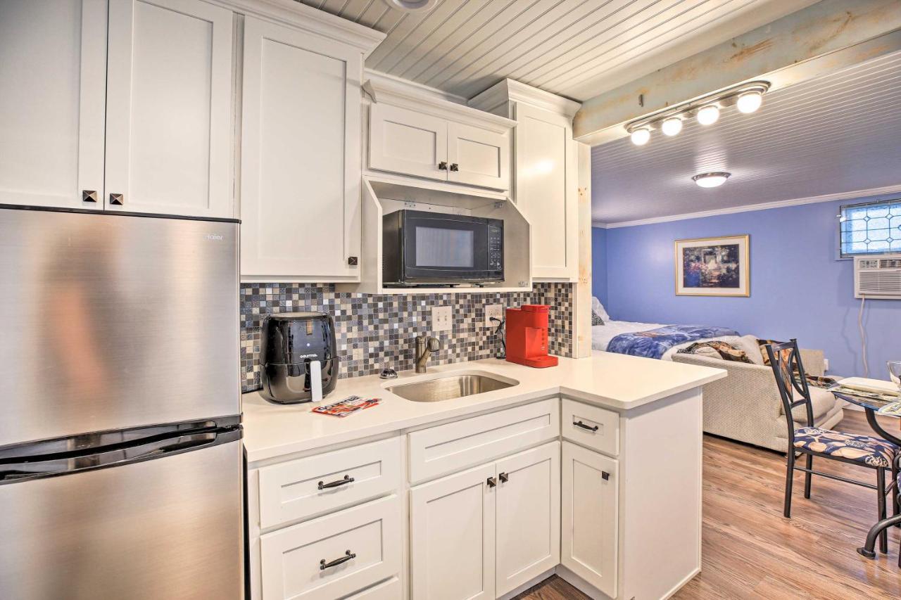 Updated With Kitchen! * Williamstown