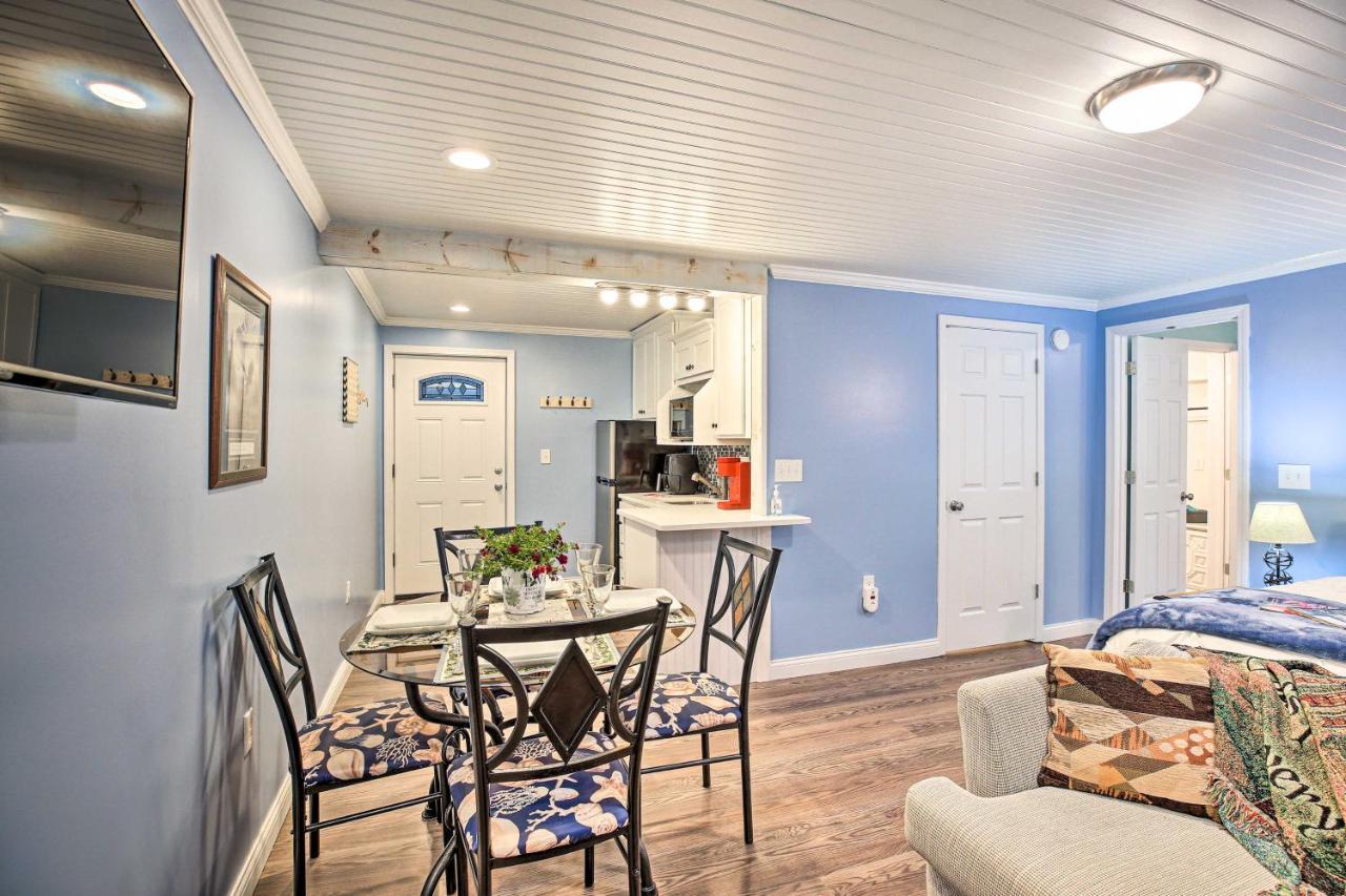 Apartment Updated With Kitchen! Williamstown